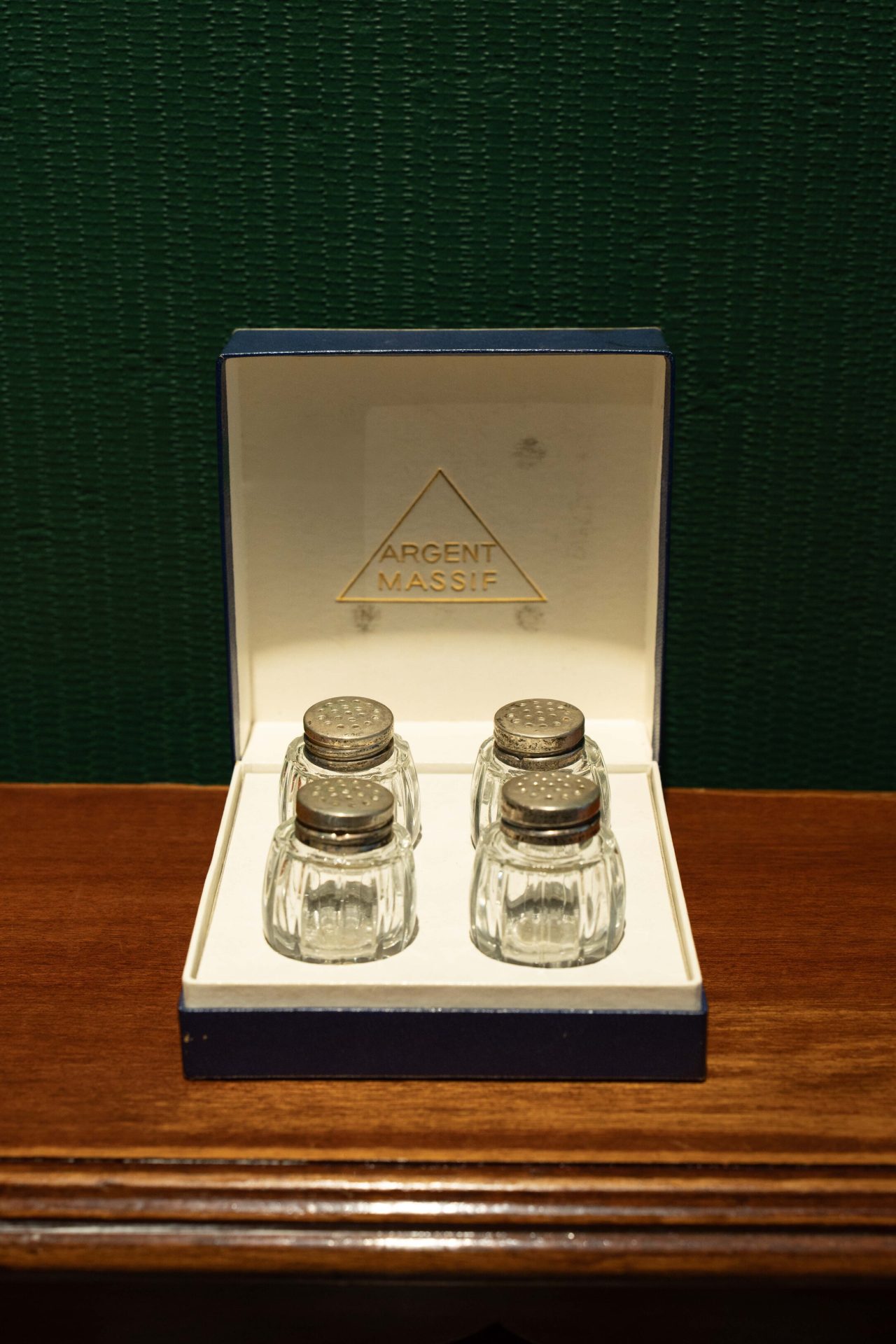 Vintage 'Argent Massif' Gümüş Kapaklı Kristal Tuzluk Seti
