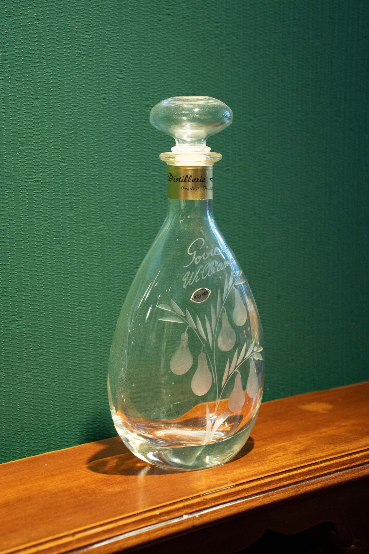 Vintage Armut Motifli İşlemeli Kristal Karaf/Şişe