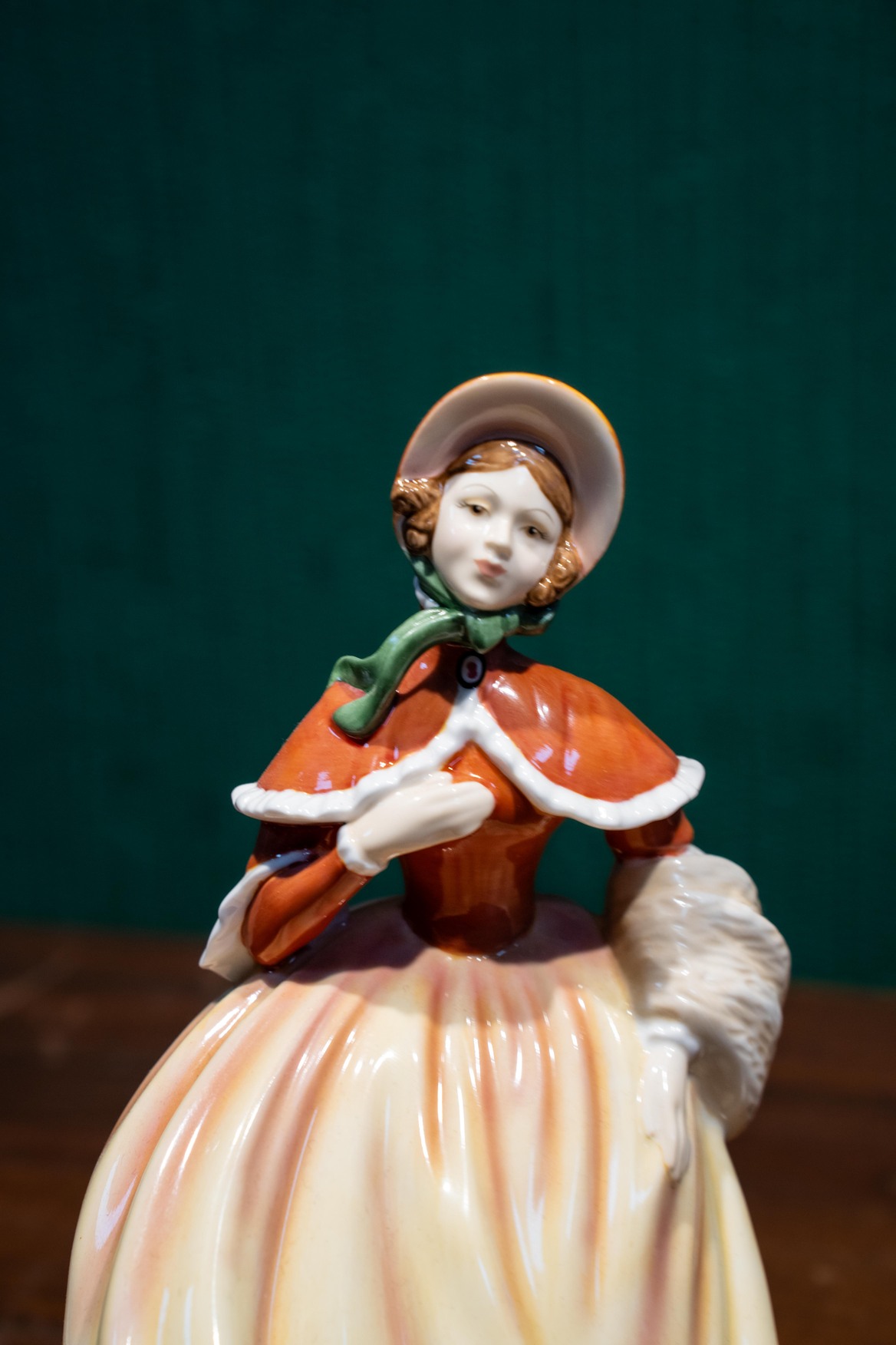 Royal Doulton 'Pretty Ladies' Serisi -Autumn