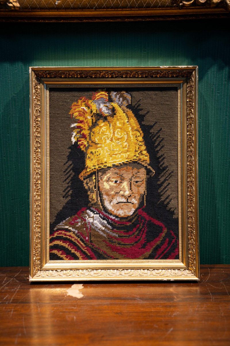 Vintage Rembrandt 'Altın Miğferli Adam' Temalı El İşleme Goblen